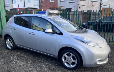 Nissan Leaf  '2012
