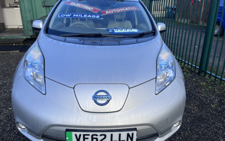 Nissan Leaf  '2012