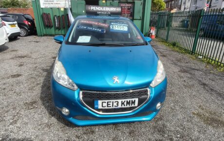 Peugeot 208  '2013